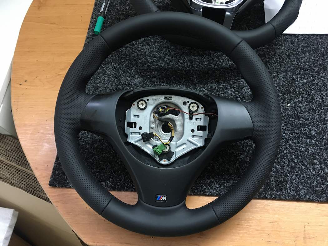 volant bmw 120d e87 mpaket