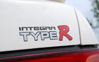 Detail na Logo Honda Intergra Type-R