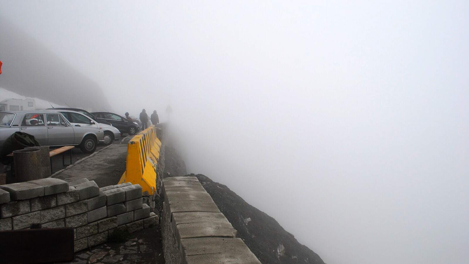 Výhled ze Stelvio Pass do mraků