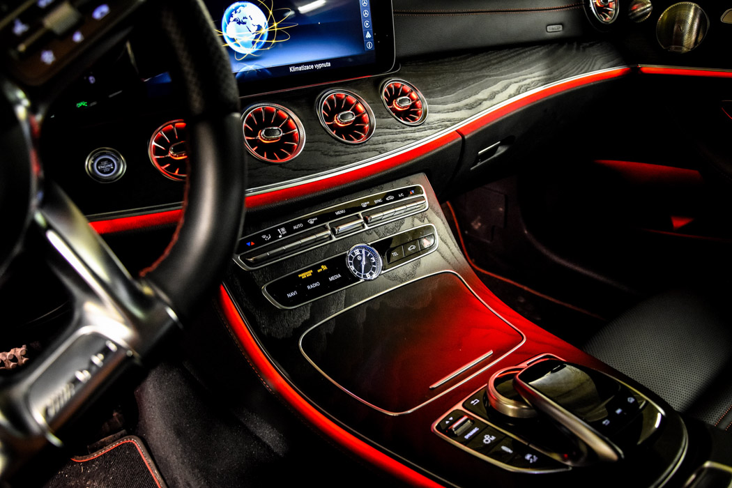 interier Mercedes-AMG E53 Coupe