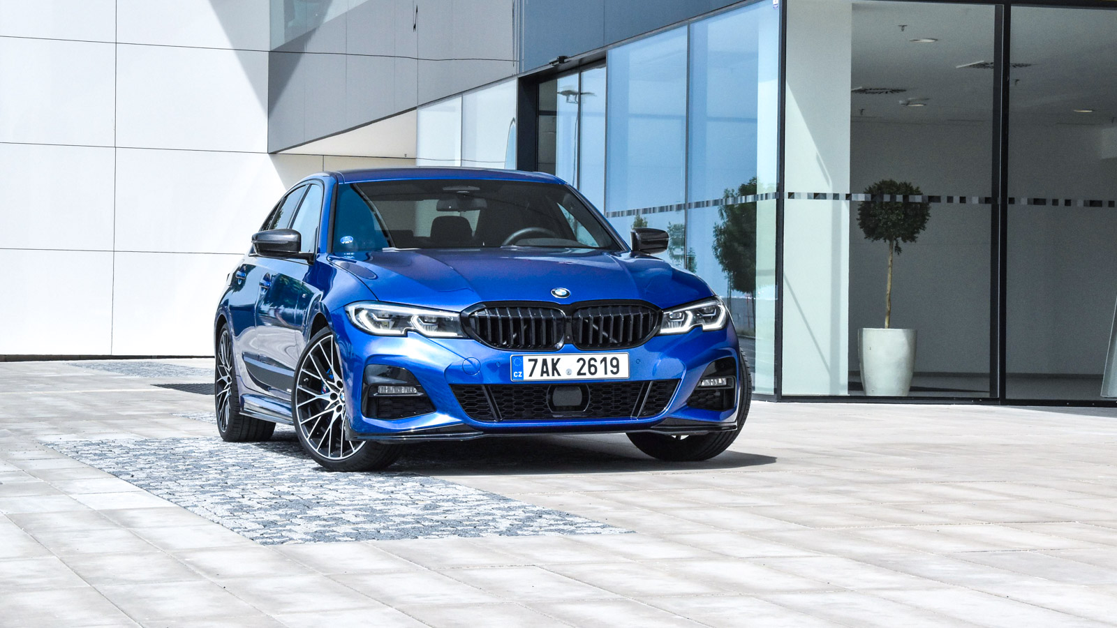 Test: BMW 330i g20